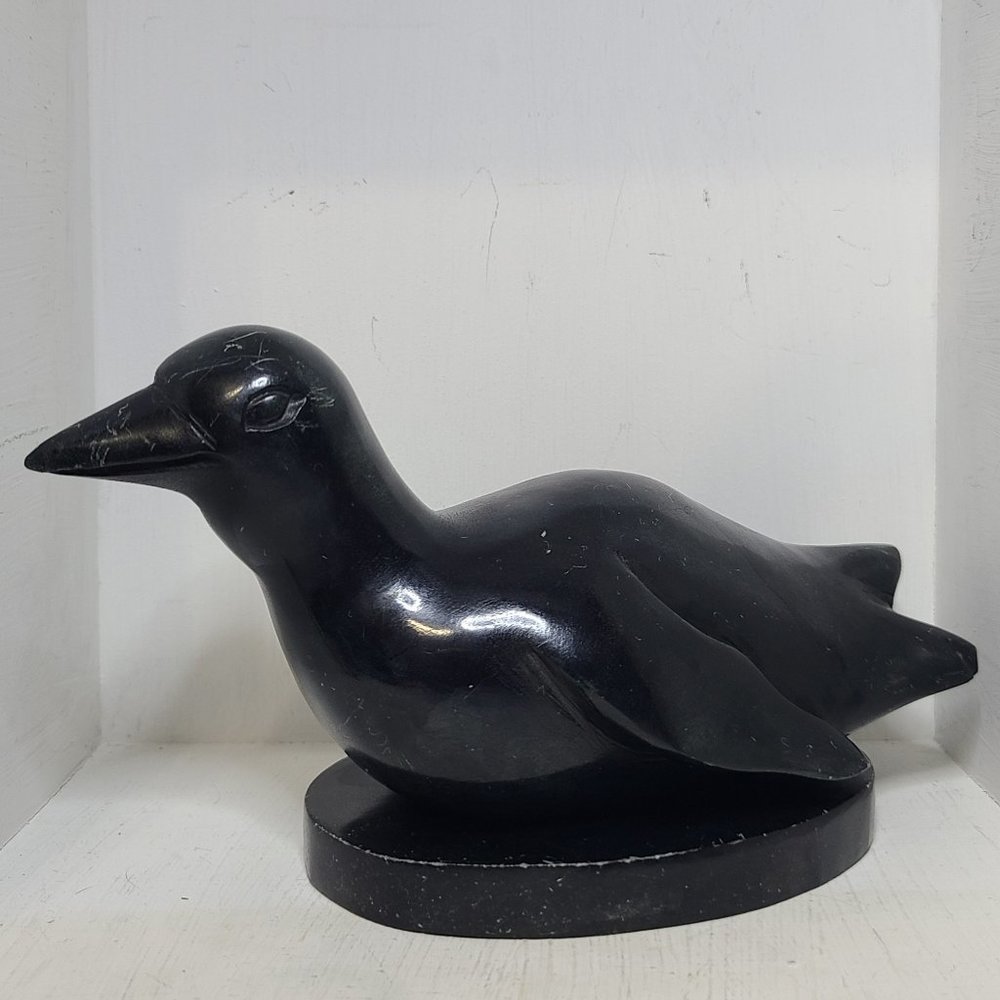 Vintage Carved Soapstone Penguin Sliding Inuit Indigenous Art 8" x 4.5" GUC